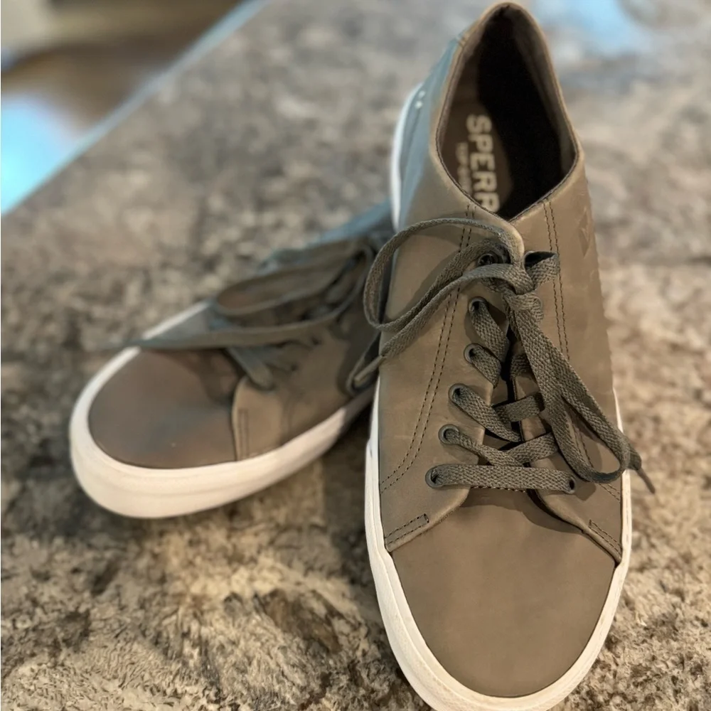 Sperry Mens Lace Up Sneakers Size 8 M Charcoal Gray Nubuck Leather STS17716